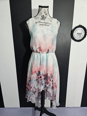 QED London Pastel Watercolor High-Low Floral Dress